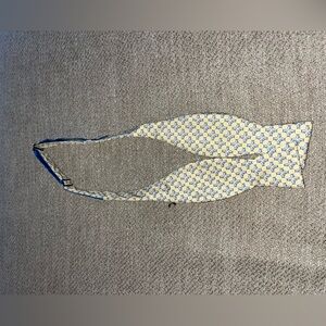 Southern Tide Yellow and Blue Bow Tie